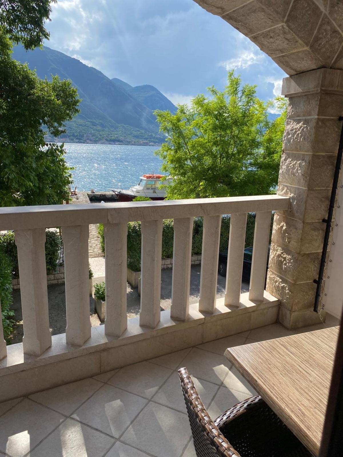 Apartments Bella Di Mare Kotor Exterior foto